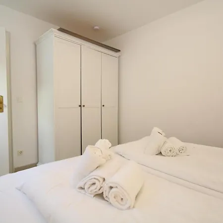 Apartment App. Leyla Eg *